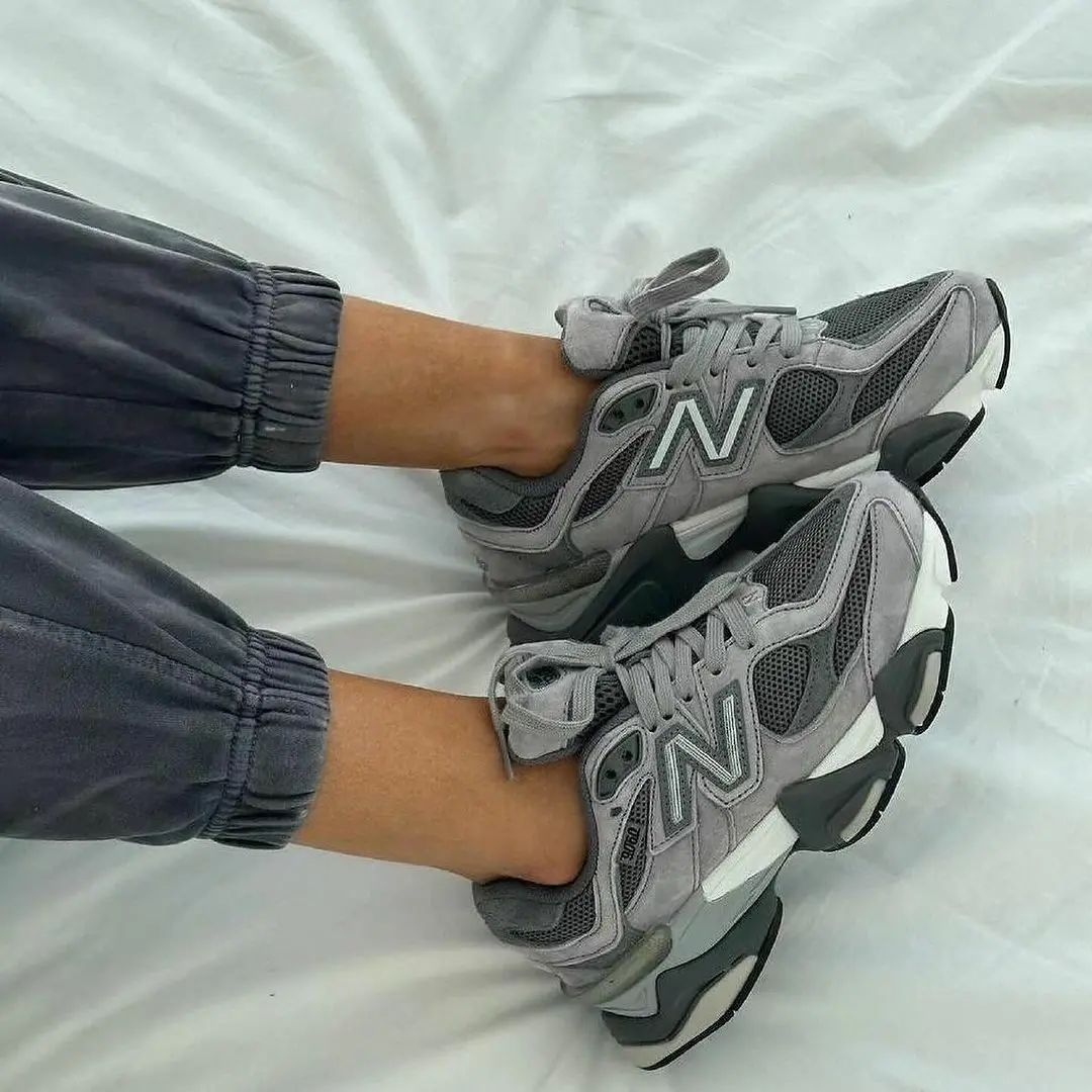 New Balance 9060 "Cool Grey"