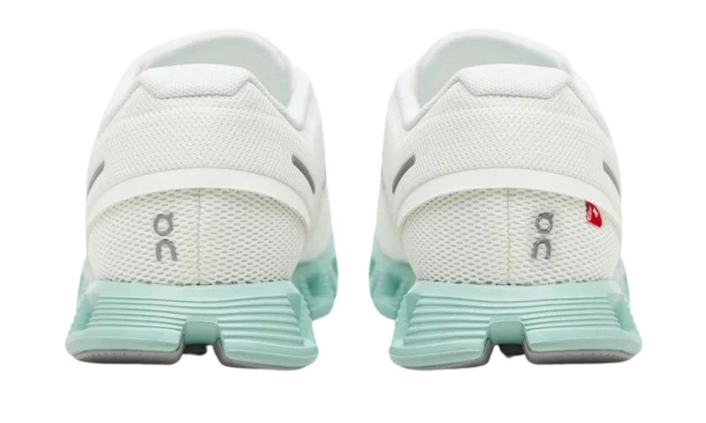 On Running Cloud 5 Undyed 'White'