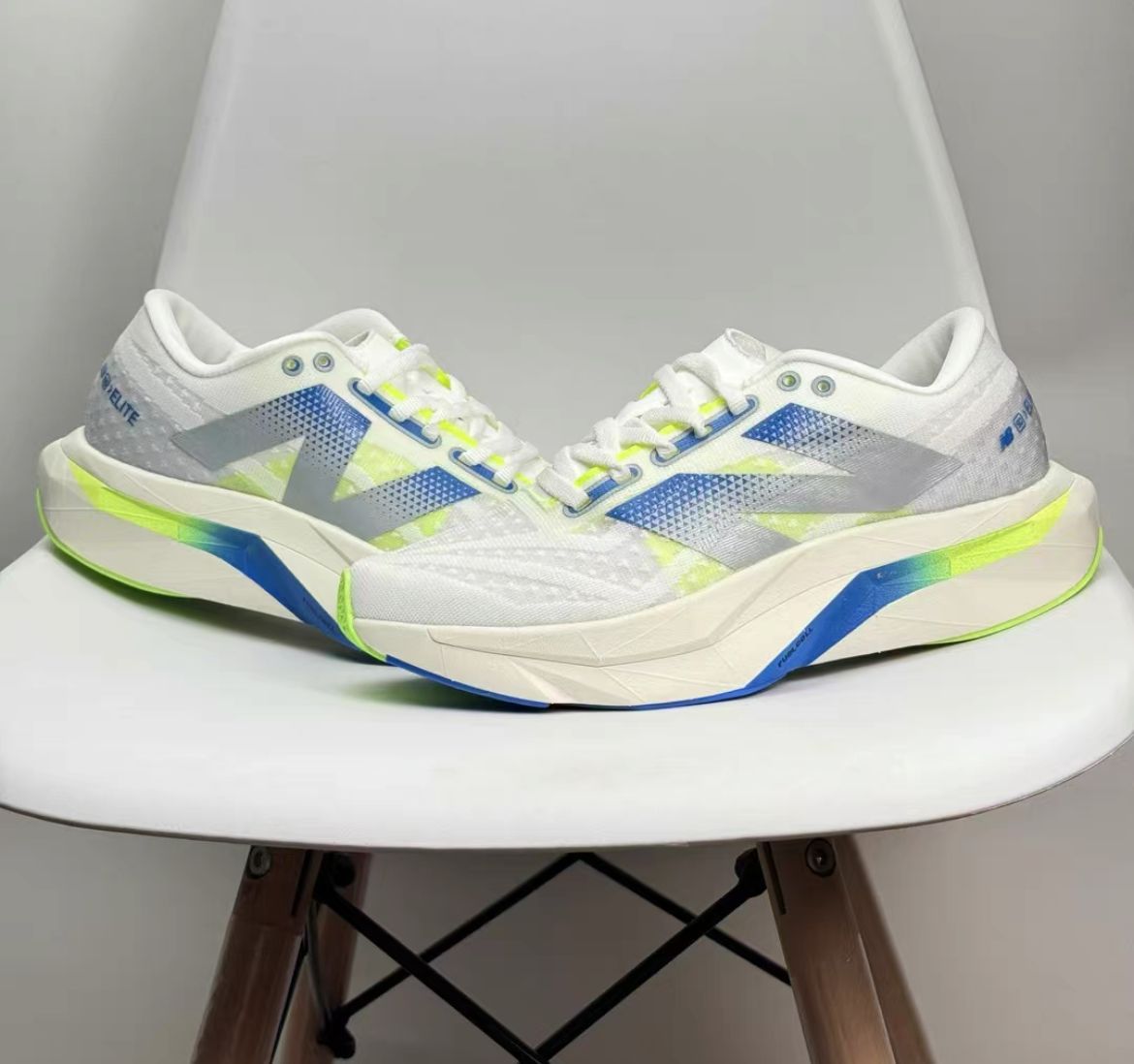 New Balance Fuelcell Supercomp Elite