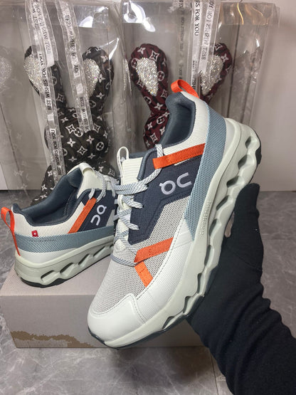 On Running Cloud Horizon