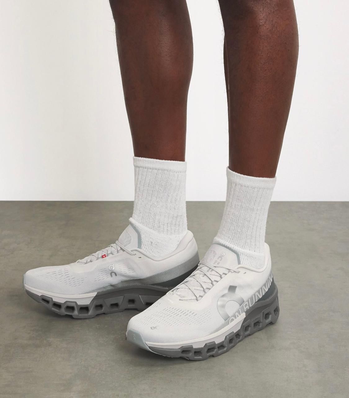 On Running Cloudmonster 2 Frost Rock