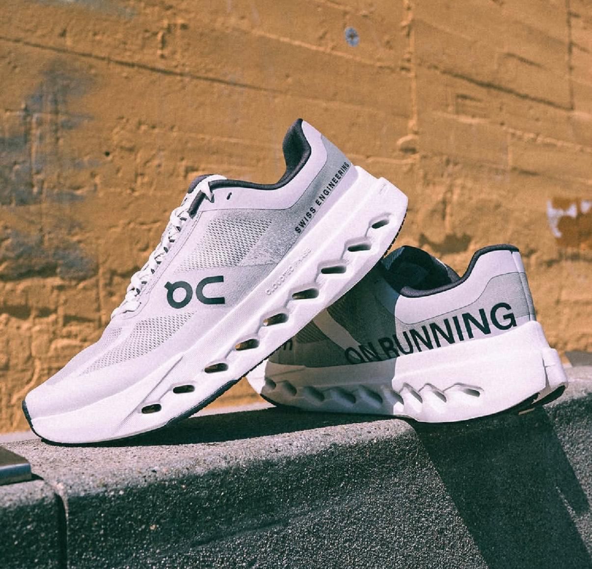 On Running Cloudsurfer Next Wide   Glacier White