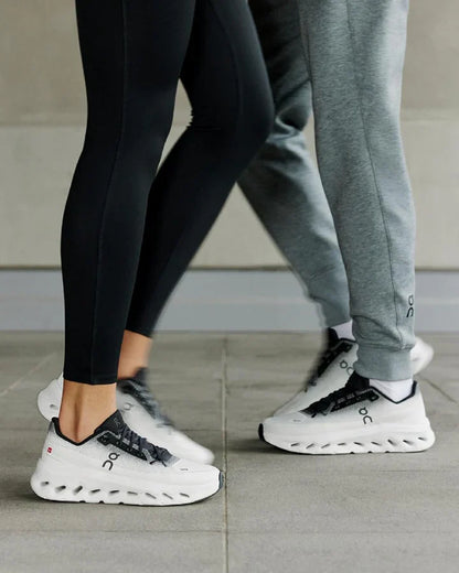 ON Cloudtilt trainers black ivory