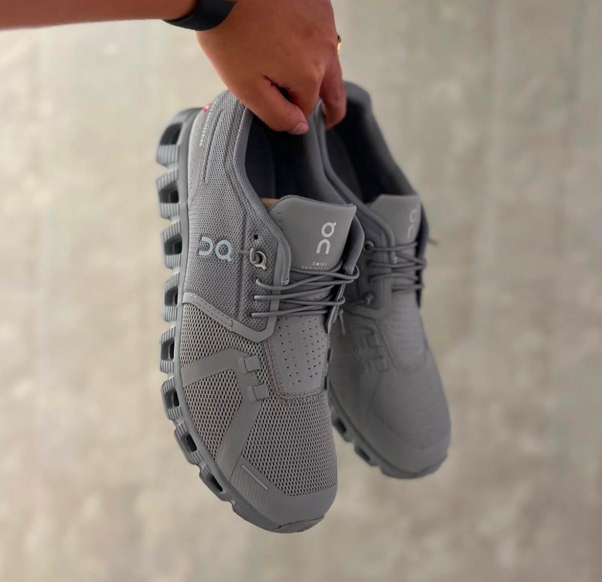 ON CLOUD 5 Fog Alloy