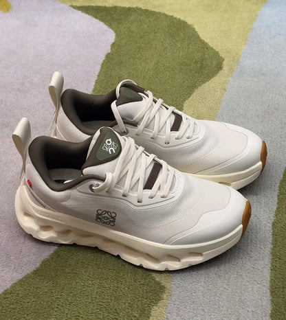 Cloudtilt LOEWE 2 | White & Green