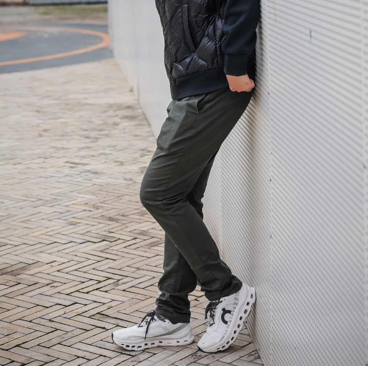 ON Cloudmonster 'Undyed-White | White'